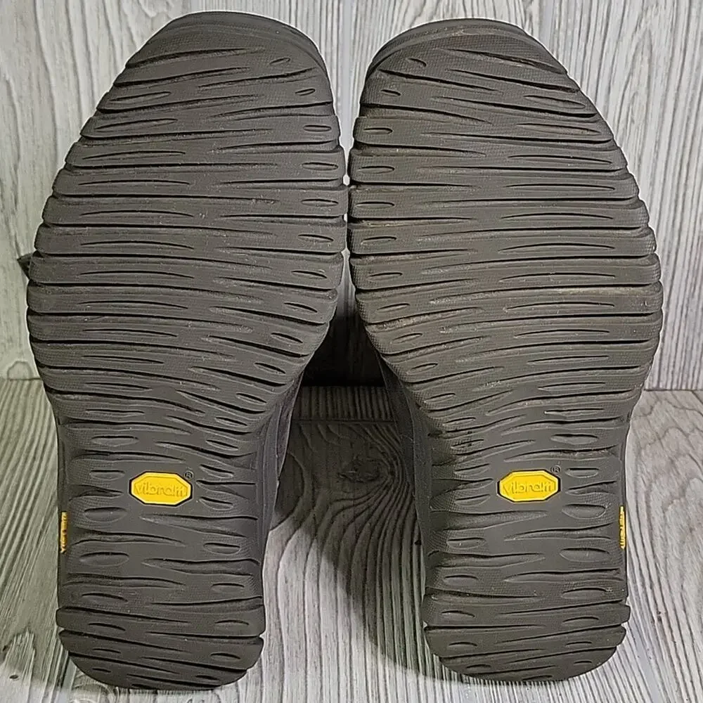 UGG Adironkdack Grey Winter Lined Boots Womens Size 7
